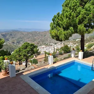 Lovely 2 Bed With Stunning Views & Pool Cómpeta